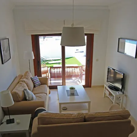 Laura Apartment
